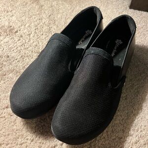 Slip Resistant Flats